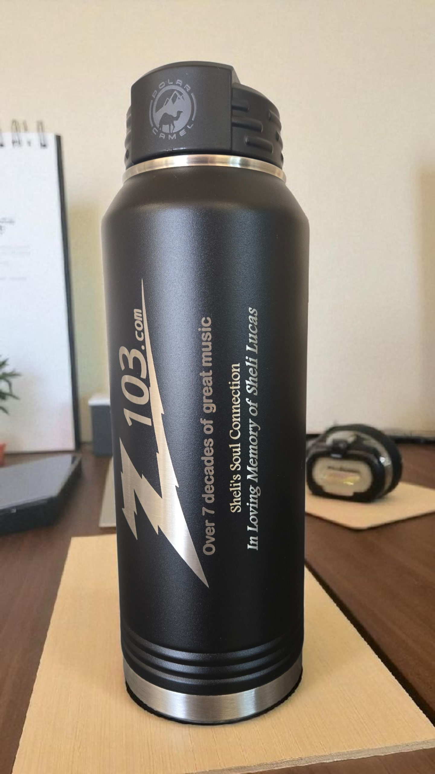 Z103 32oz Water Bottle