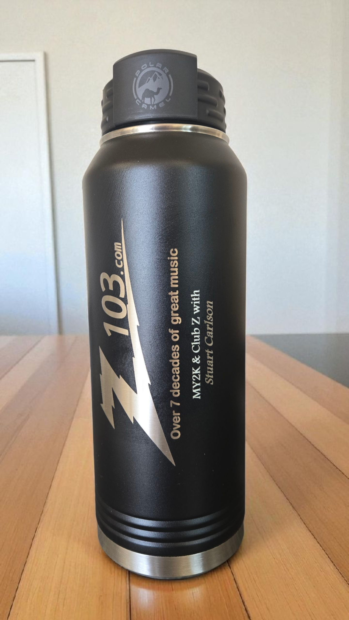 Z103 32oz Water Bottle