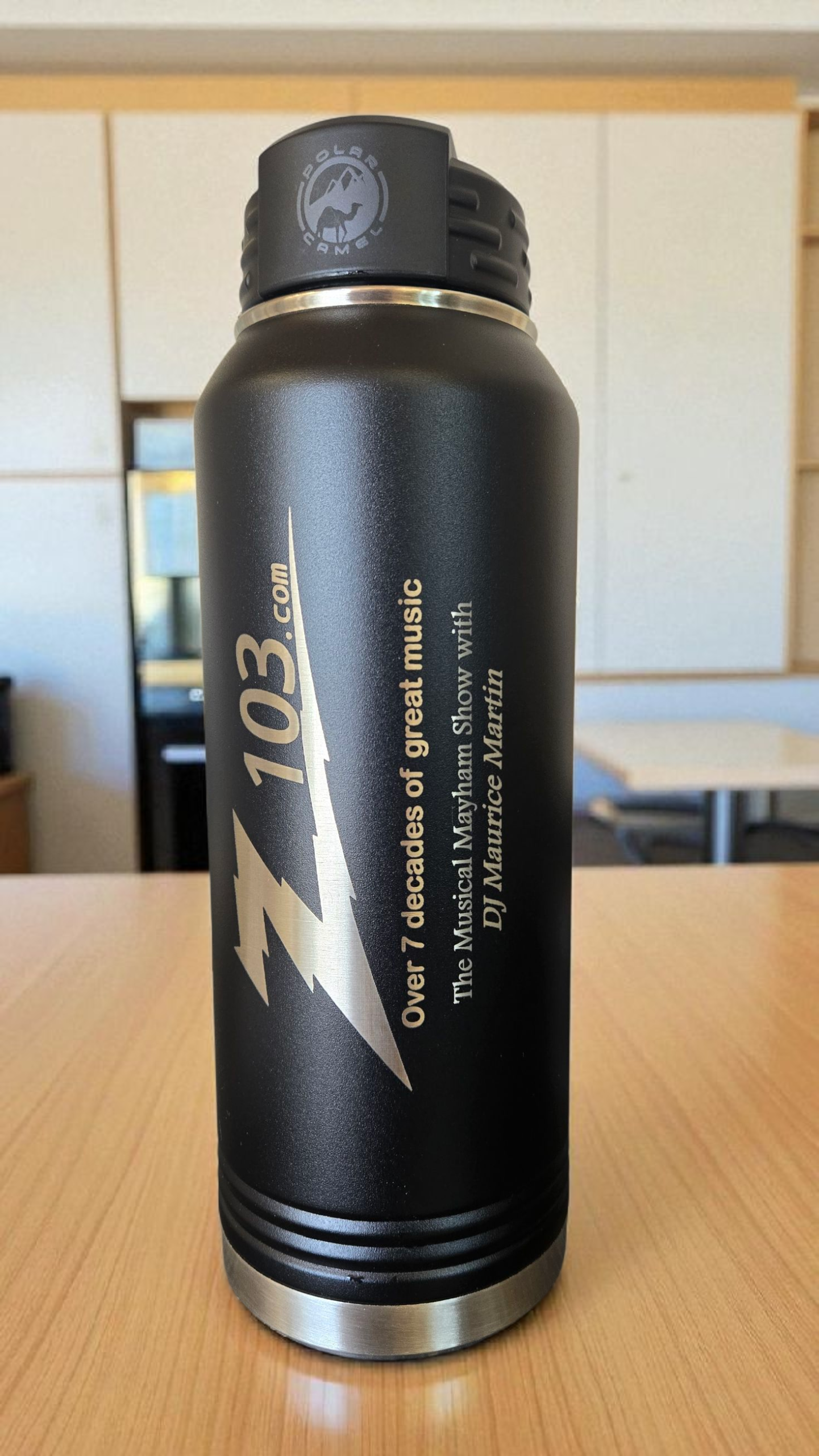 Z103 32oz Water Bottle
