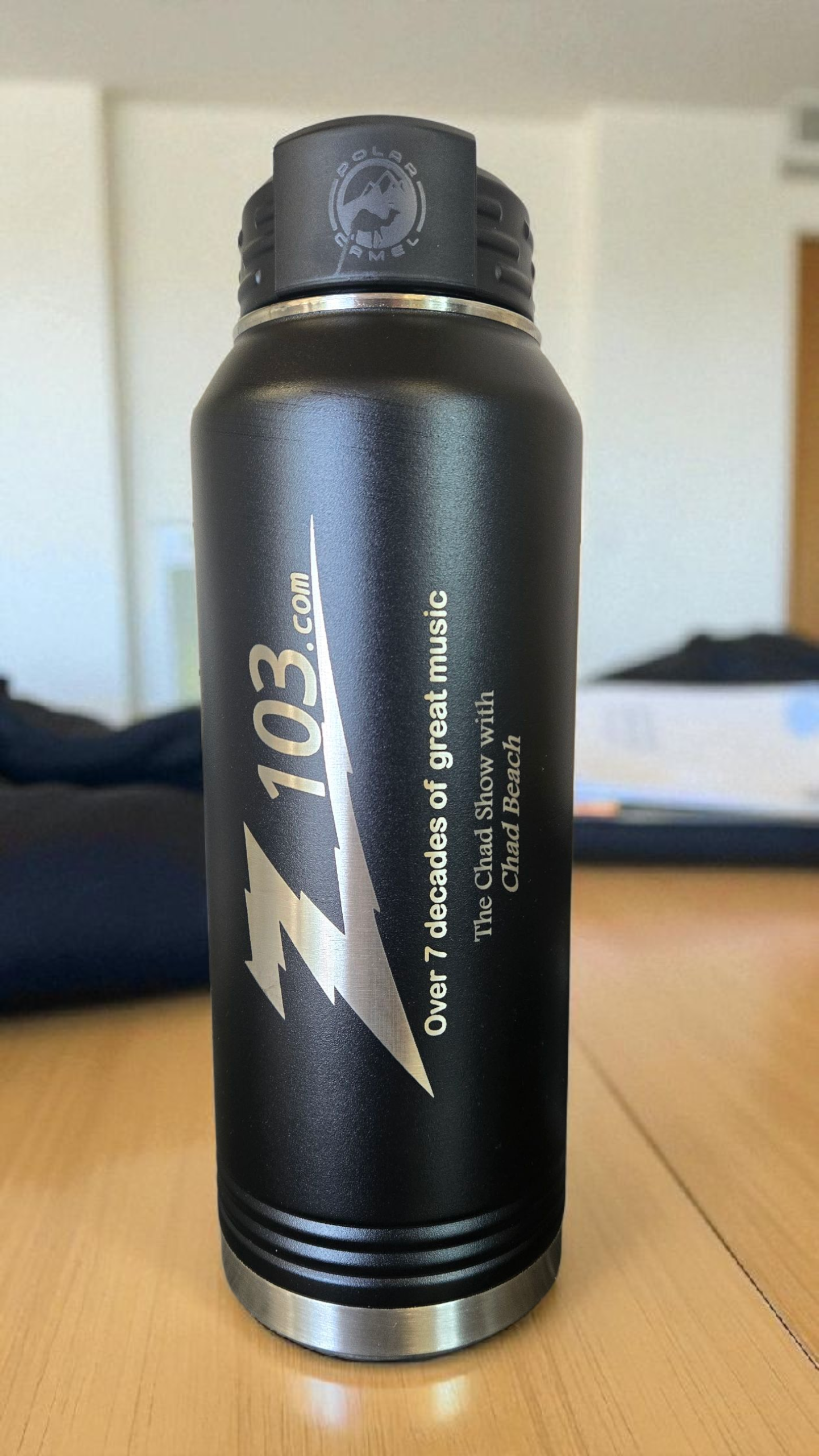 Z103 32oz Water Bottle