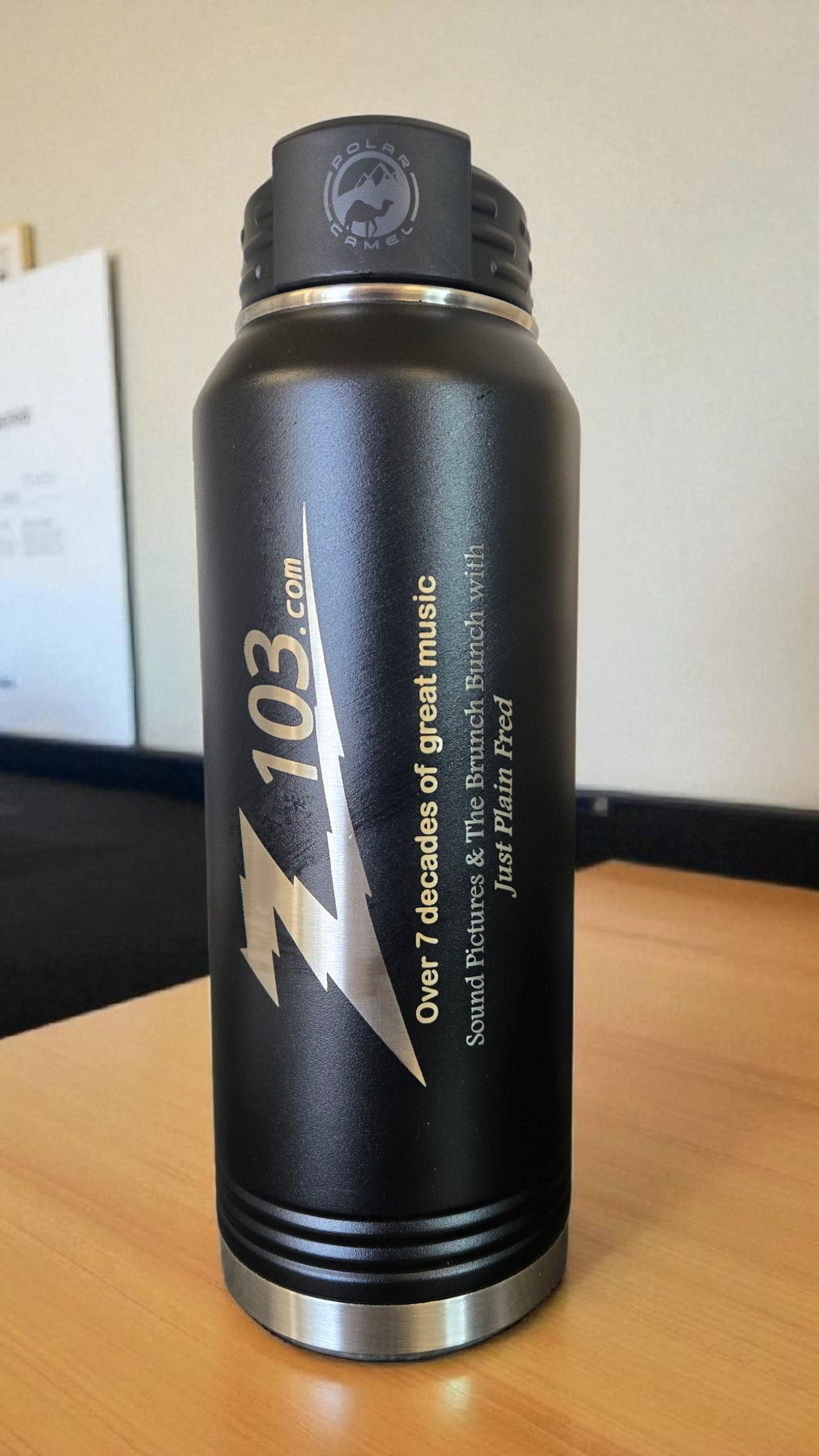 Z103 32oz Water Bottle